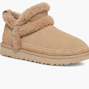 UGG® Classic Ultra Mini Spillseam Genuine